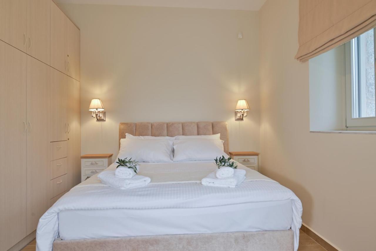 Efmar Exclusive Residences Gytheio Oda fotoğraf