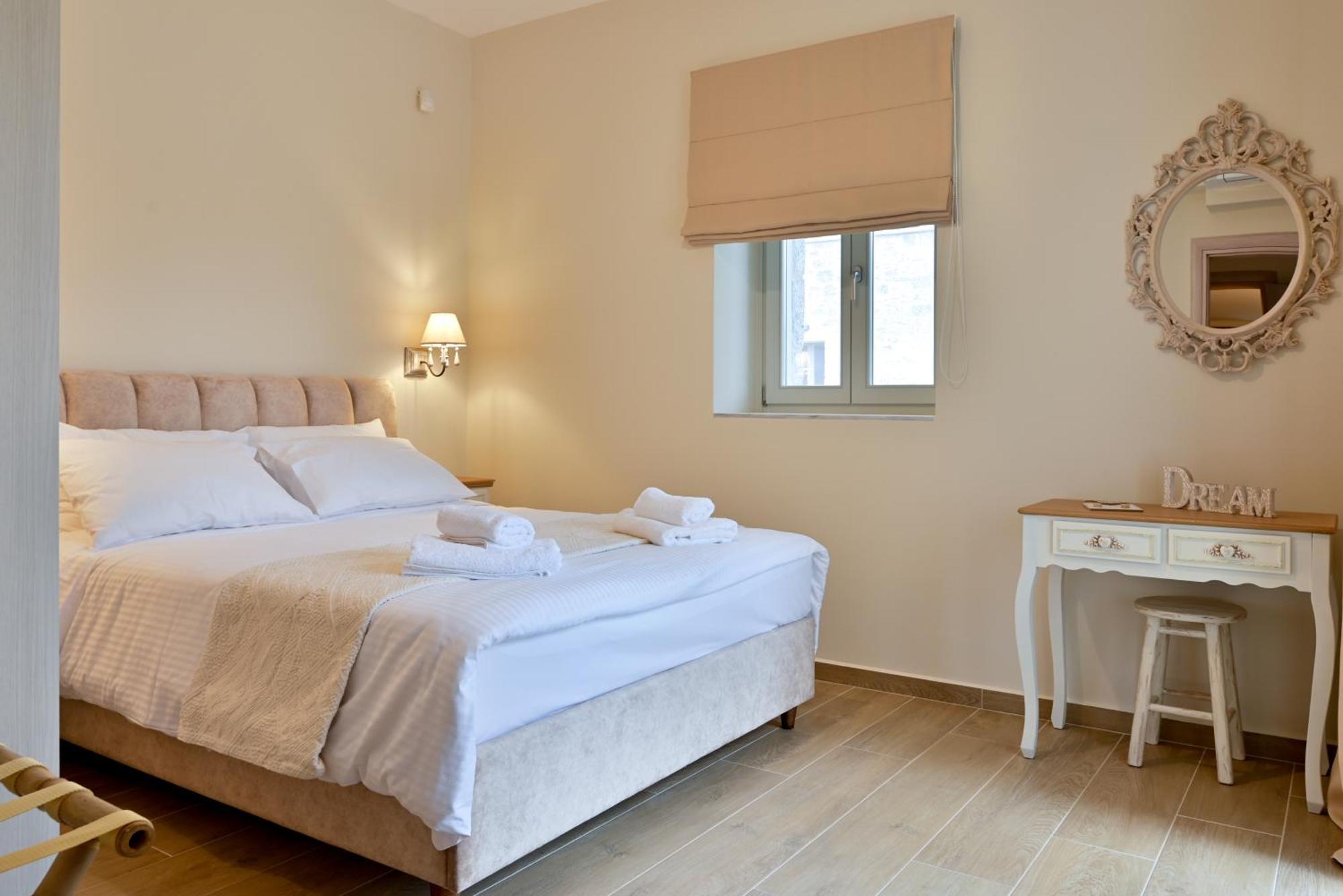Efmar Exclusive Residences Gytheio Dış mekan fotoğraf