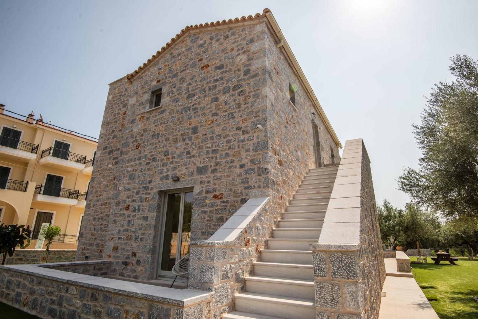 Efmar Exclusive Residences Gytheio Dış mekan fotoğraf